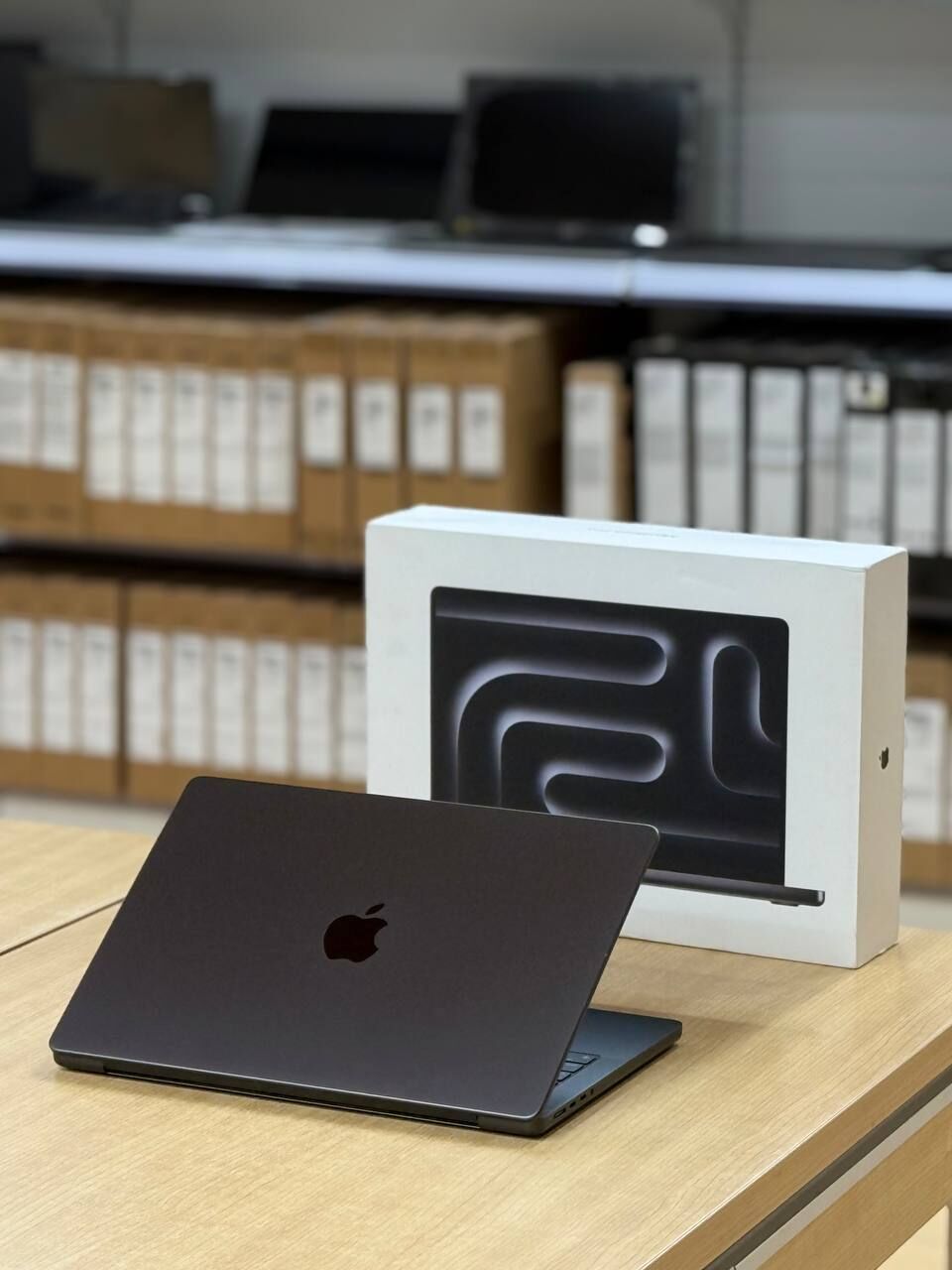 M4 Pro 24-RAM| MacBook Pro 14" - Aşgabat - img 8