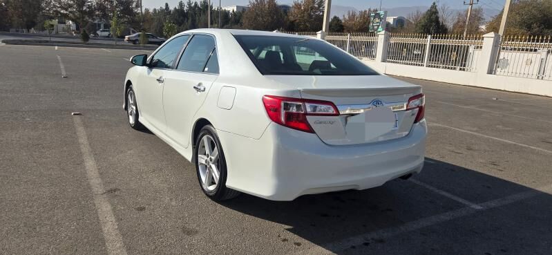 Toyota Camry 2013 - 240 000 TMT - Gökdepe - img 9
