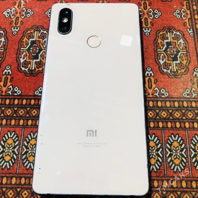 Mi  8 SE - Мары - img 2