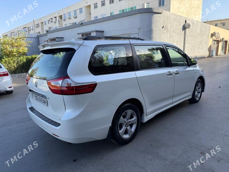 Toyota Sienna 2019 - 400 000 TMT - Aşgabat - img 4