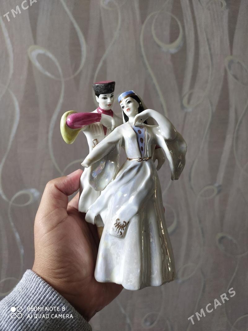 Statuetka Статуетка Swenir - Балканабат - img 3