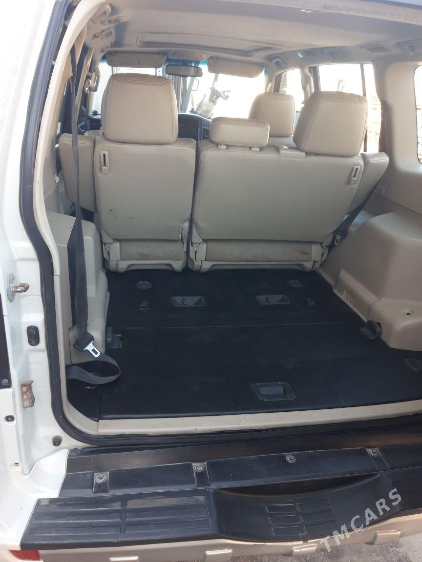Mitsubishi Pajero 2013 - 250 000 TMT - Türkmenbaşy - img 4