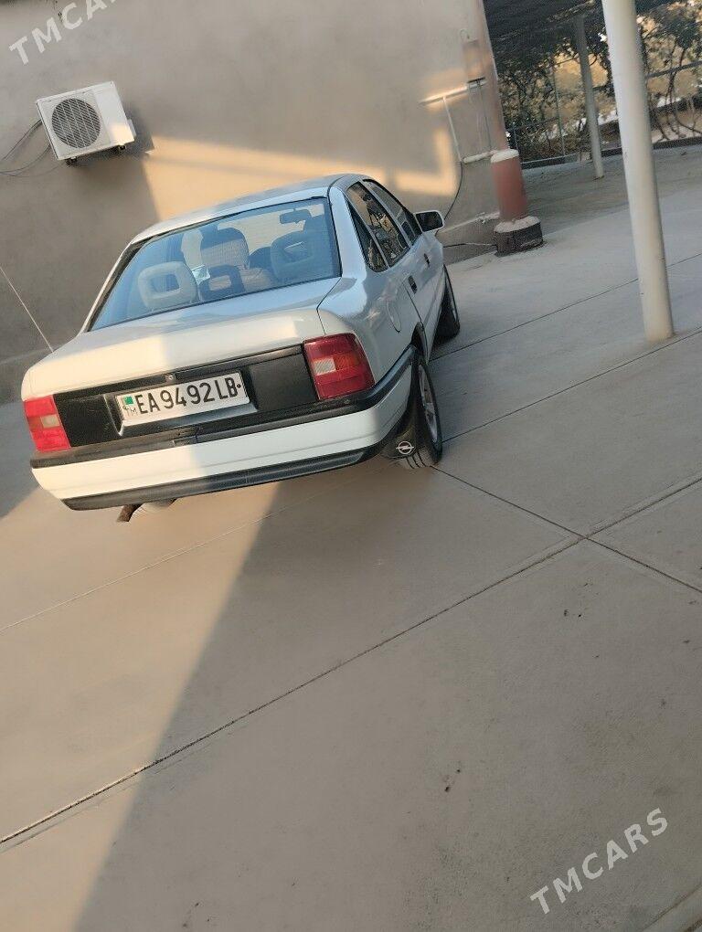 Opel Vectra 1990 - 40 000 TMT - Köýtendag - img 1