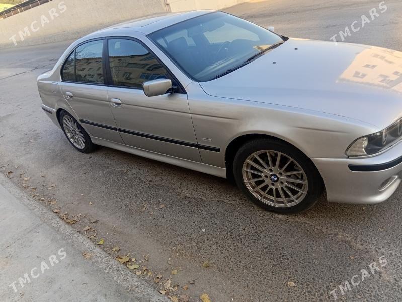 BMW E39 2001 - 118 000 TMT - Aşgabat - img 4