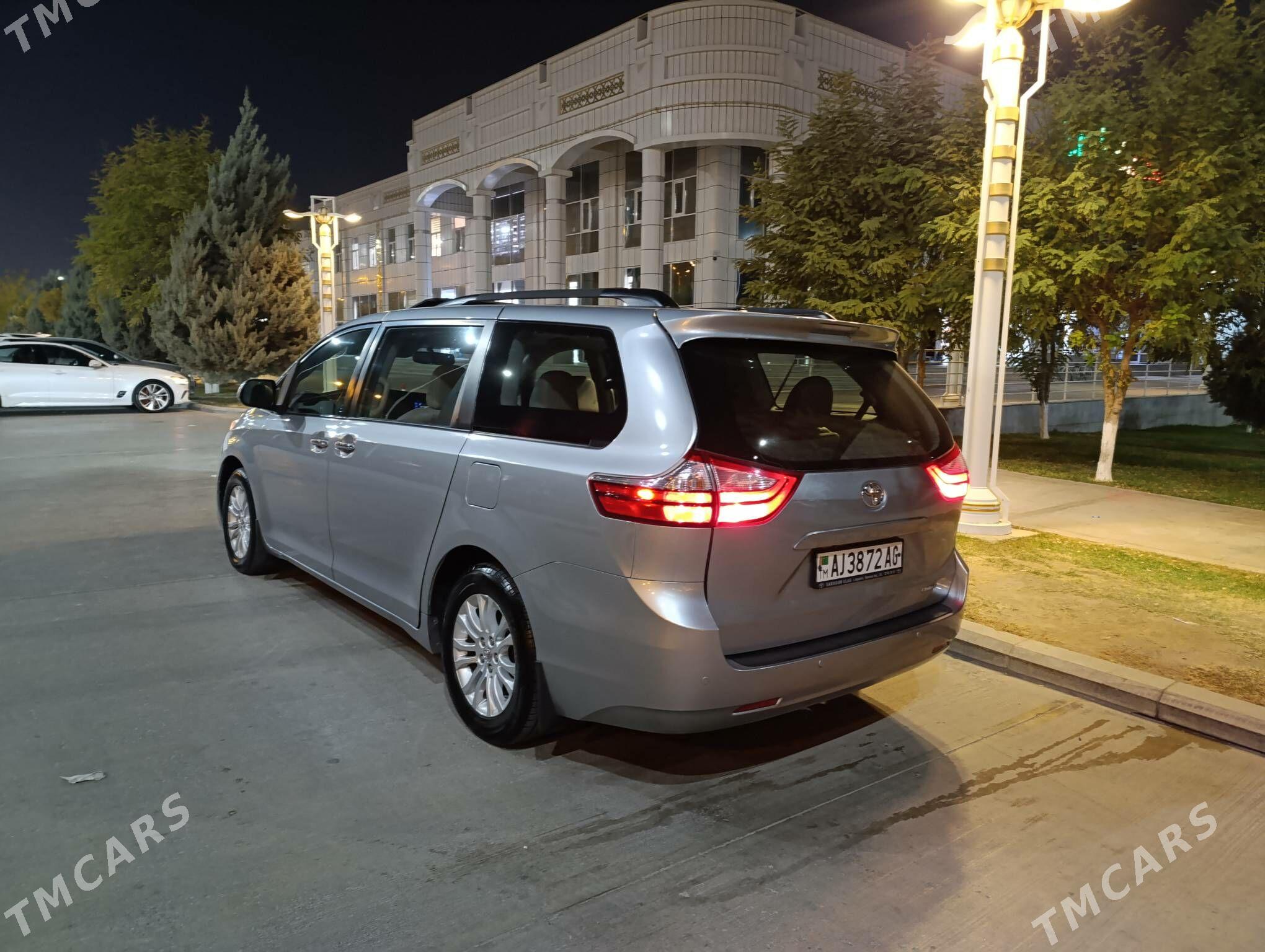 Toyota Sienna 2016 - 350 000 TMT - Aşgabat - img 2