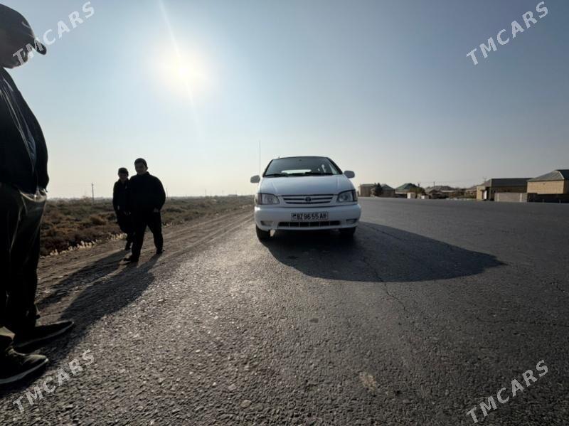 Toyota Sienna 2001 - 145 000 TMT - Теджен - img 3