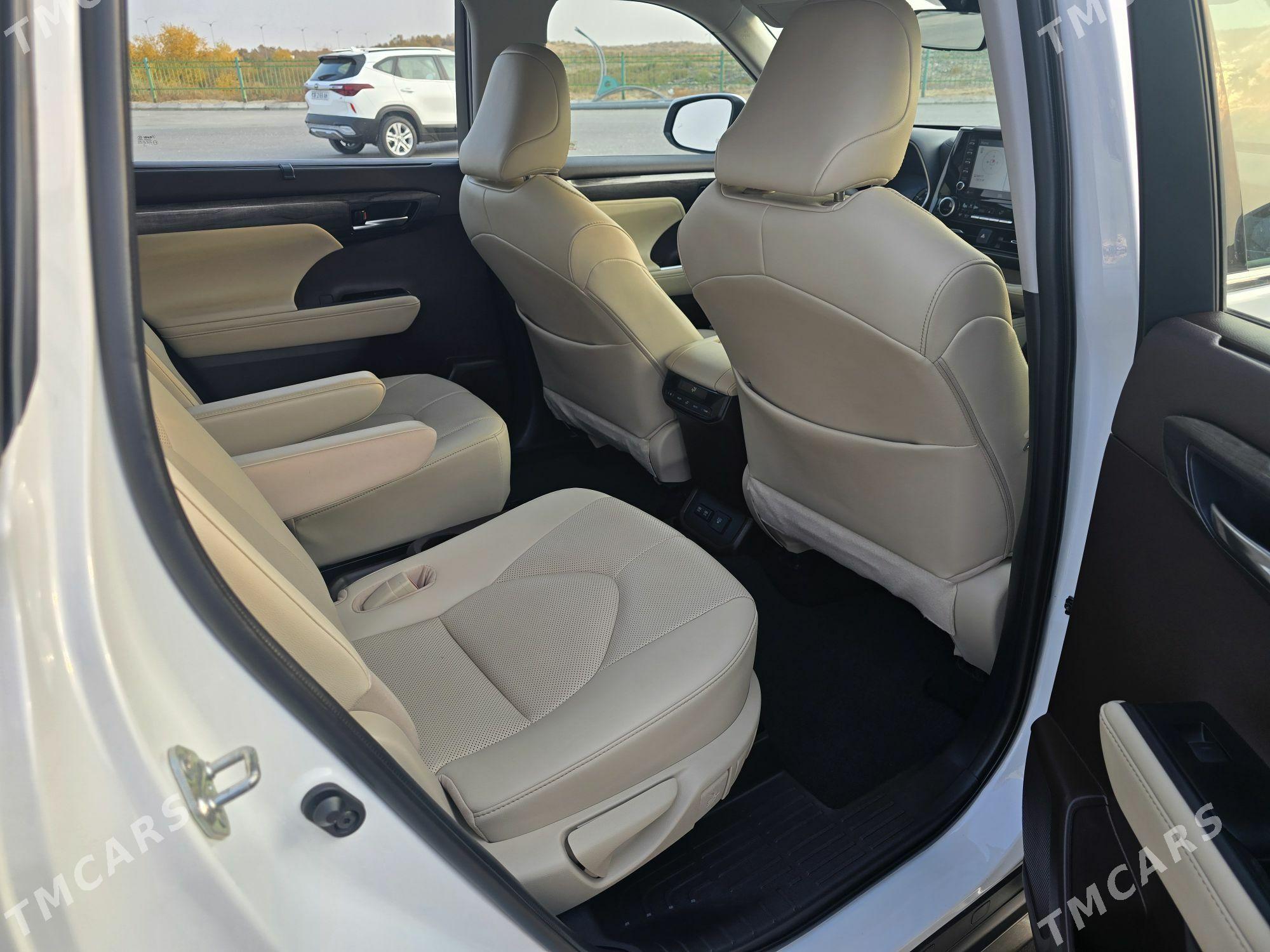 Toyota Highlander 2020 - 660 000 TMT - Aşgabat - img 8