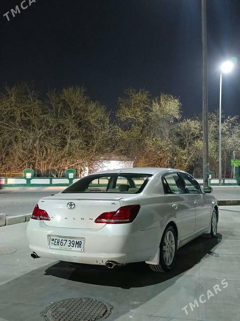 Toyota Avalon 2006 - 140 000 TMT - Мары - img 1