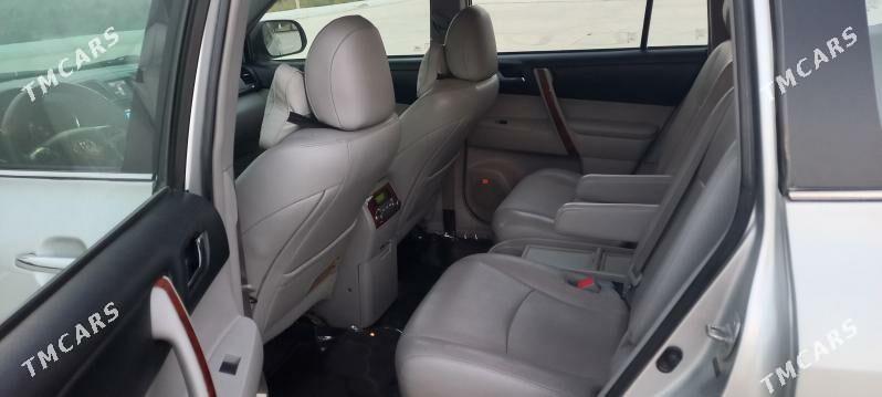 Toyota Highlander 2013 - 375 000 TMT - Багир - img 3