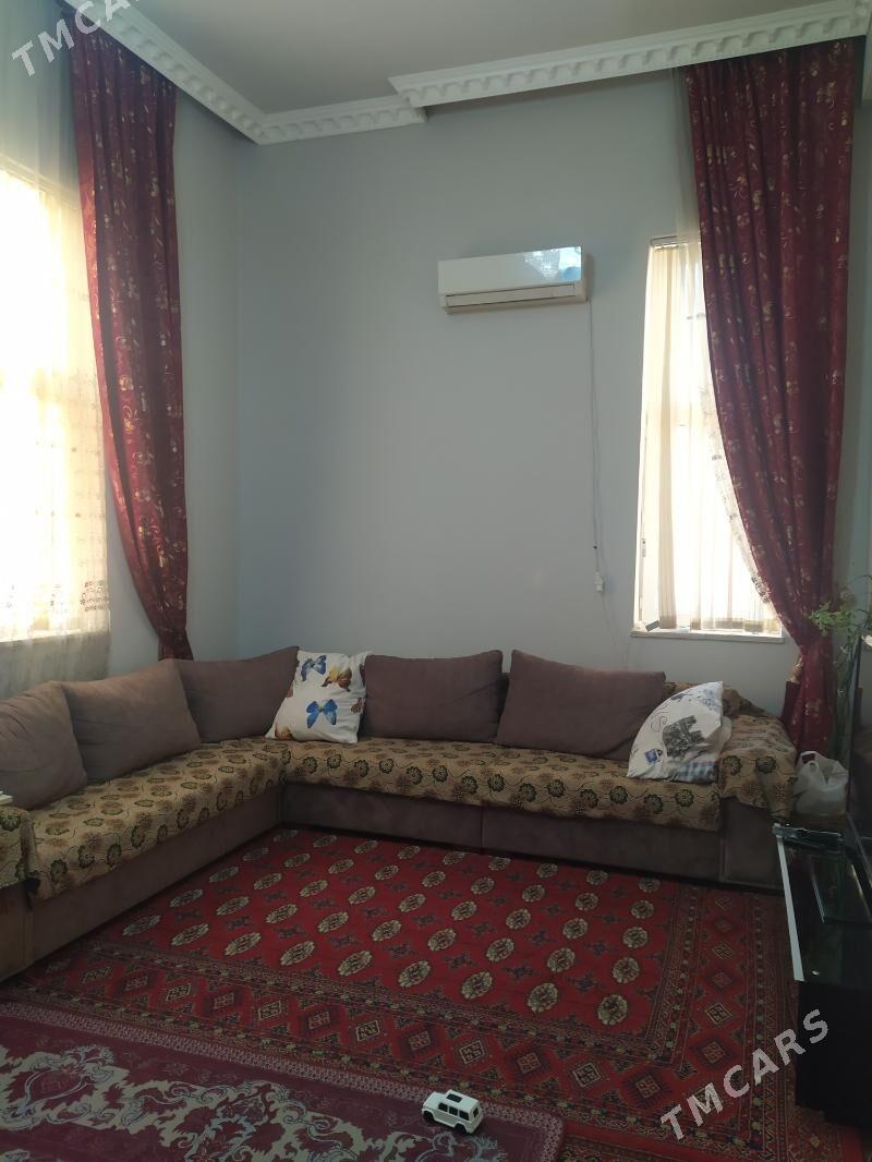 Гоголя полуэлитка - Aşgabat - img 2