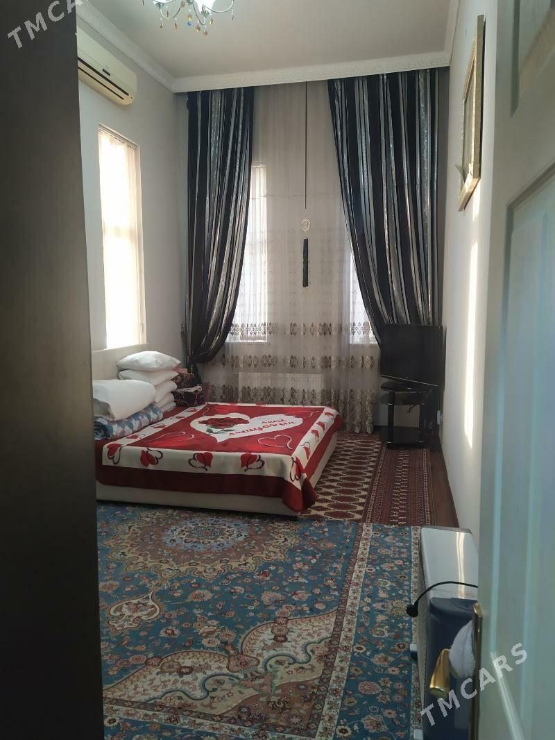 Гоголя полуэлитка - Aşgabat - img 4