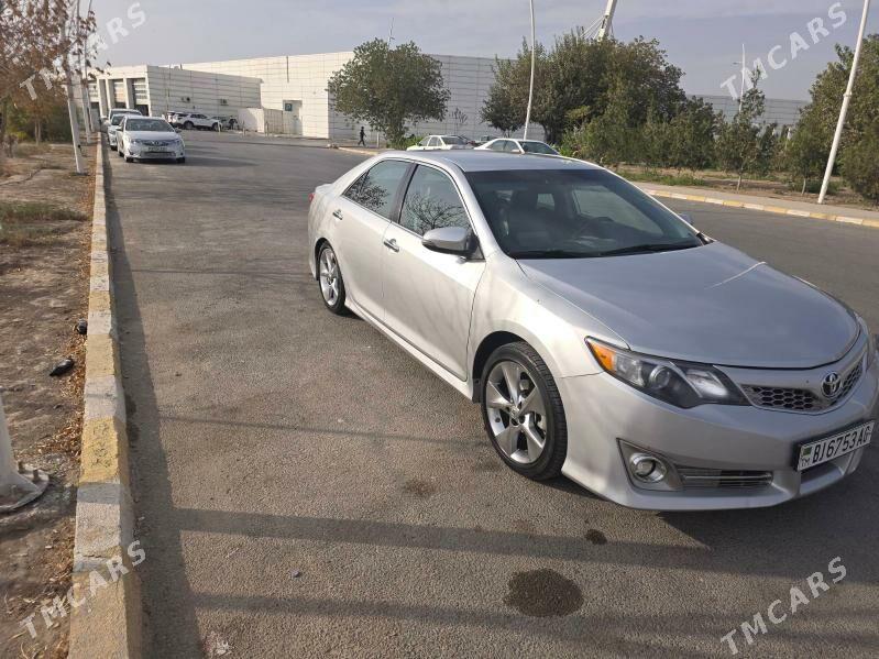 Toyota Camry 2012 - 212 000 TMT - 6 мкр - img 2