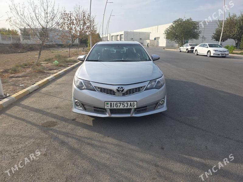 Toyota Camry 2012 - 212 000 TMT - 6 мкр - img 1
