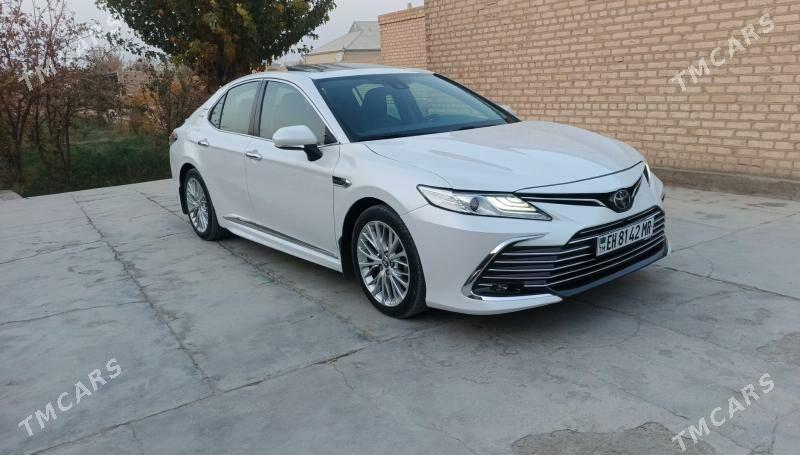 Toyota Camry 2020 - 320 000 TMT - Baýramaly - img 4