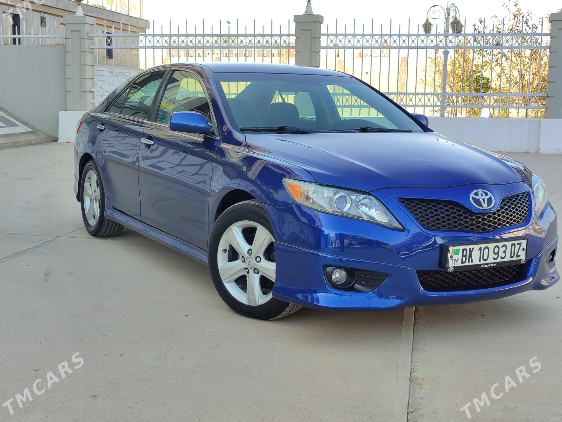 Toyota Camry 2011 - 230 000 TMT - Дашогуз - img 3