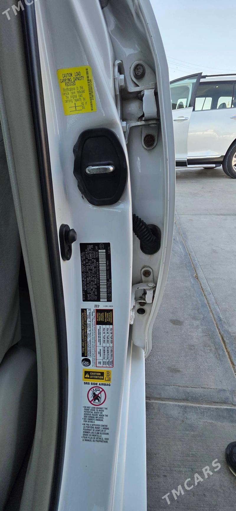 Toyota Camry 2010 - 210 000 TMT - Гызыларбат - img 7