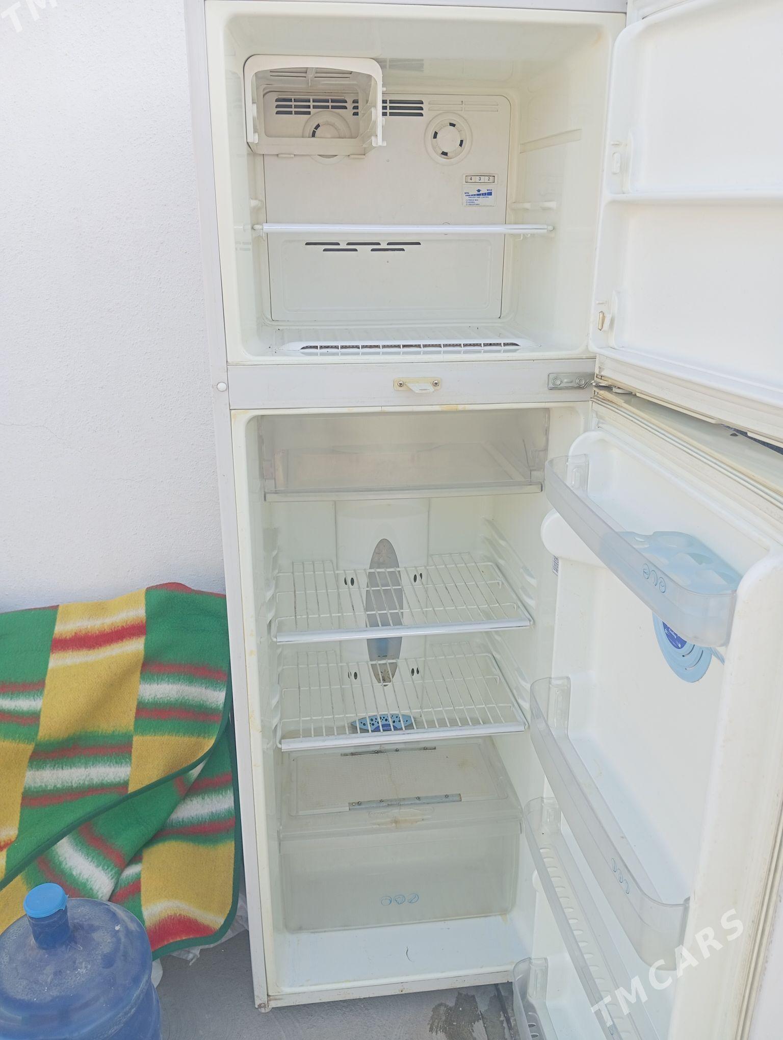 LG холодильник - Анев - img 2