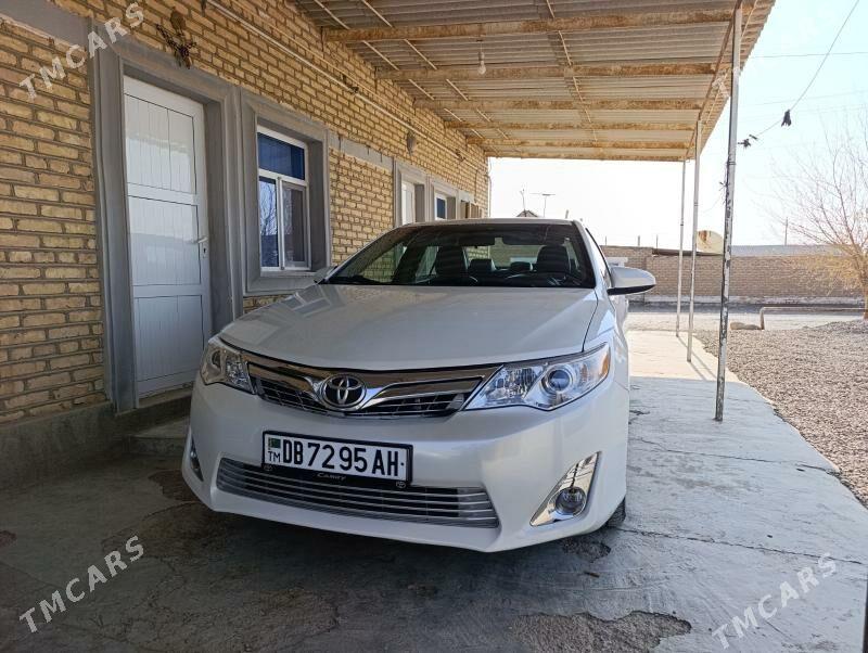 Toyota Camry 2012 - 255 000 TMT - Кака - img 3
