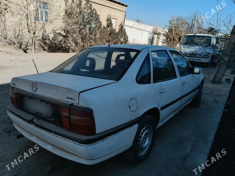 Opel Vectra 1995 - 15 000 TMT - Gurbansoltan Eje - img 3