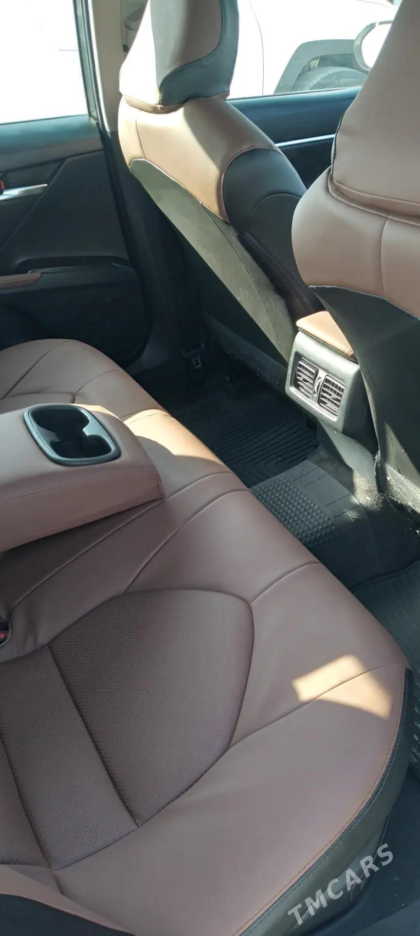 Toyota Camry 2021 - 230 000 TMT - Ашхабад - img 8