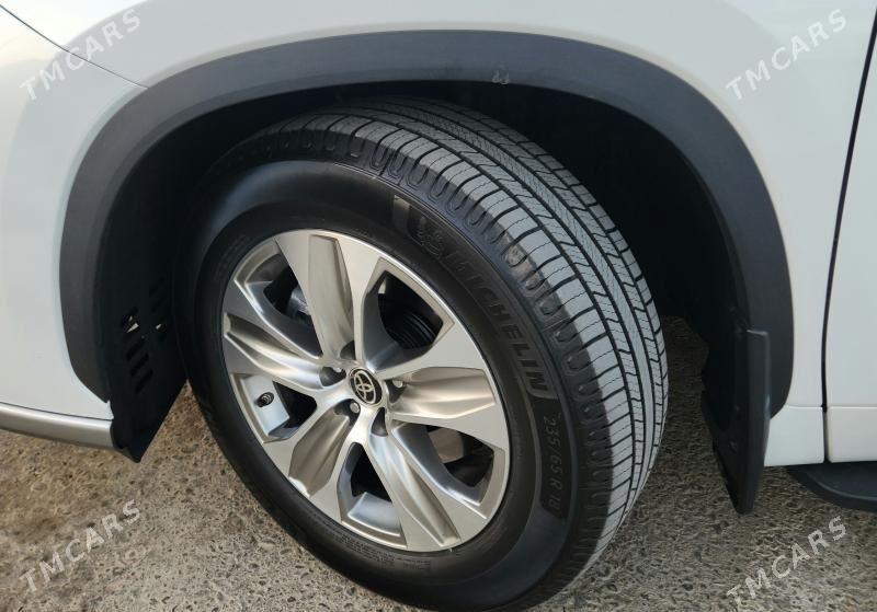 Toyota Highlander 2022 - 700 000 TMT - Howdan "A" - img 5