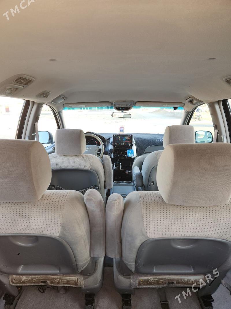 Toyota Sienna 2008 - 250 000 TMT - Гумдаг - img 4