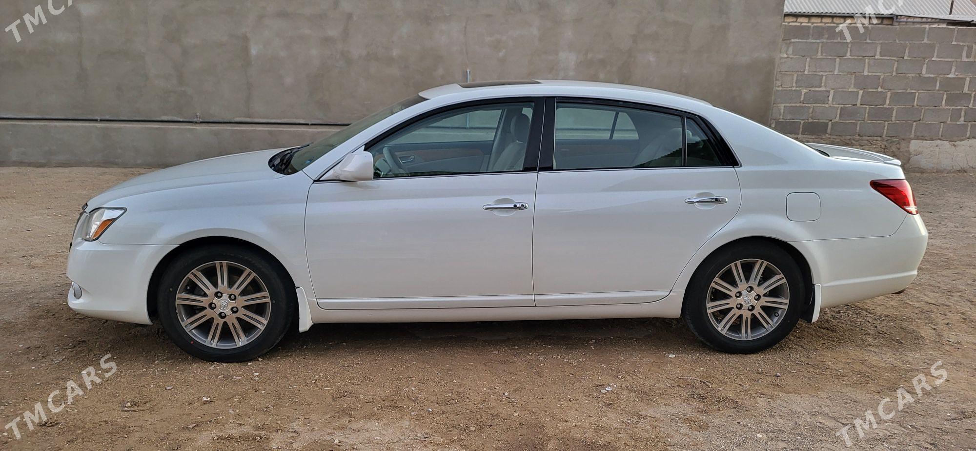 Toyota Avalon 2005 - 180 000 TMT - Гумдаг - img 3