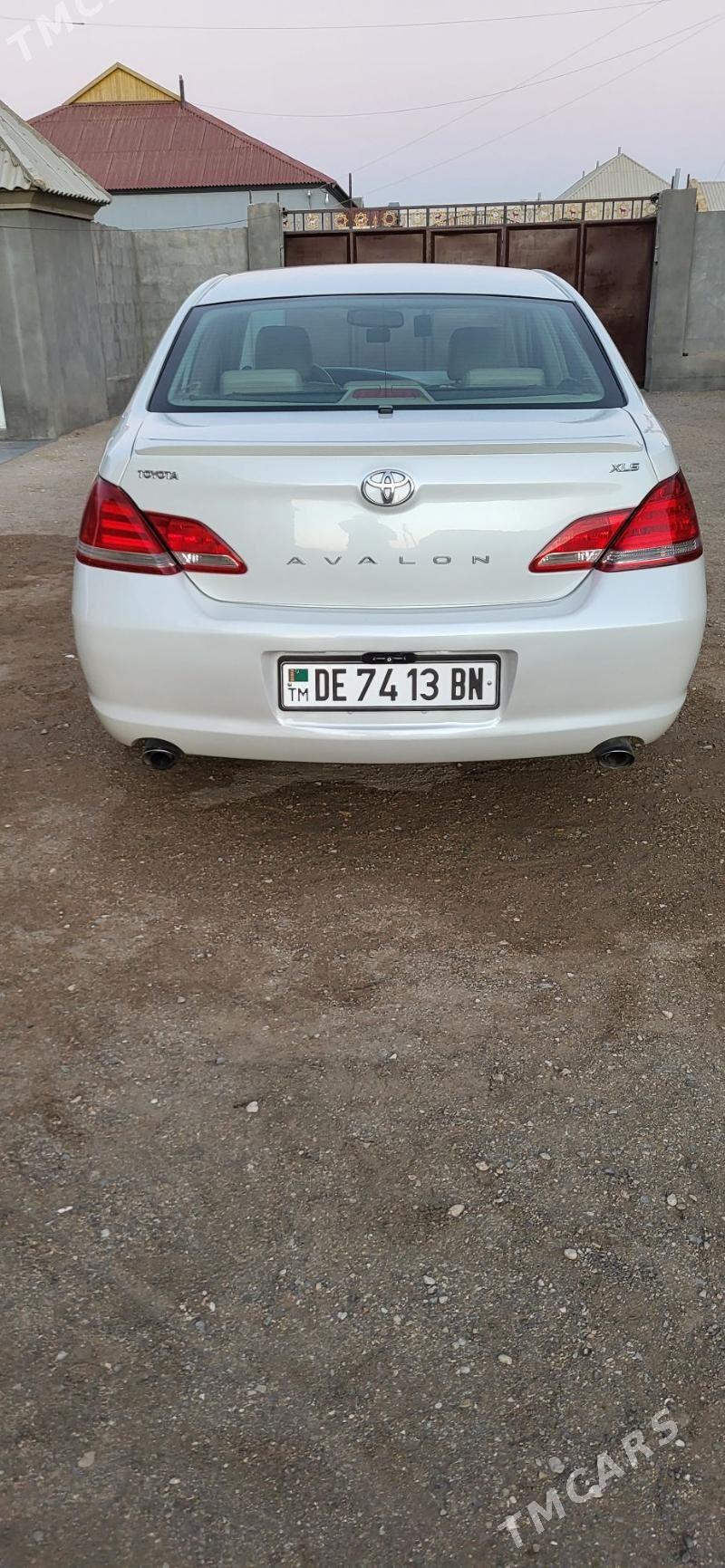 Toyota Avalon 2005 - 180 000 TMT - Гумдаг - img 6