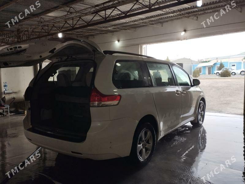 Toyota Sienna 2012 - 380 000 TMT - Mary - img 2