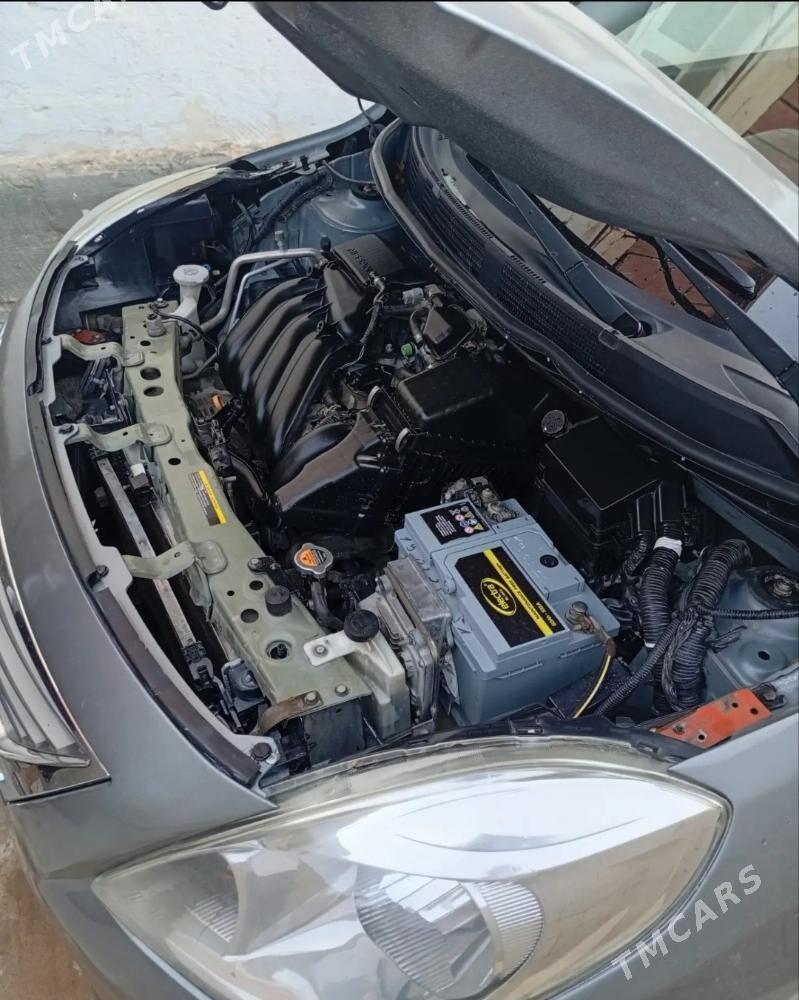 Nissan Versa 2012 - 118 000 TMT - Гызыларбат - img 5