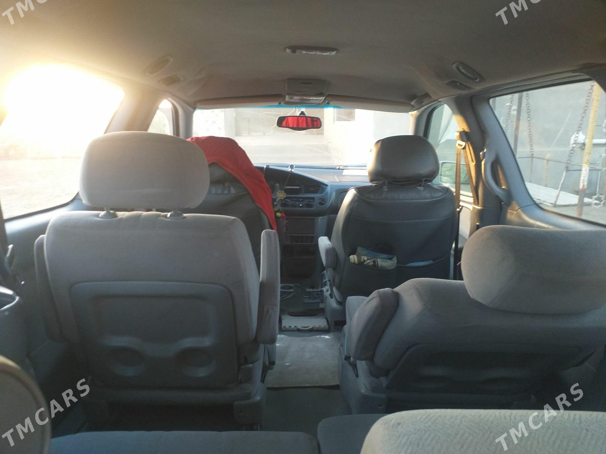 Toyota Sienna 2003 - 160 000 TMT - Эсенгулы - img 2