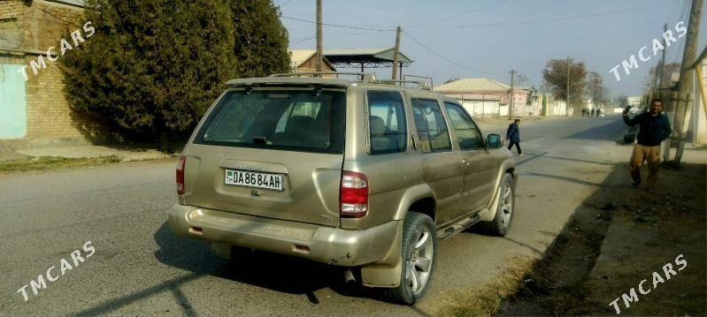 Nissan Pathfinder 1999 - 140 000 TMT - Bäherden - img 5
