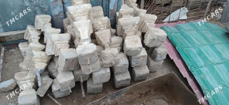 Beton Tumba - Türkmenbaşy - img 2