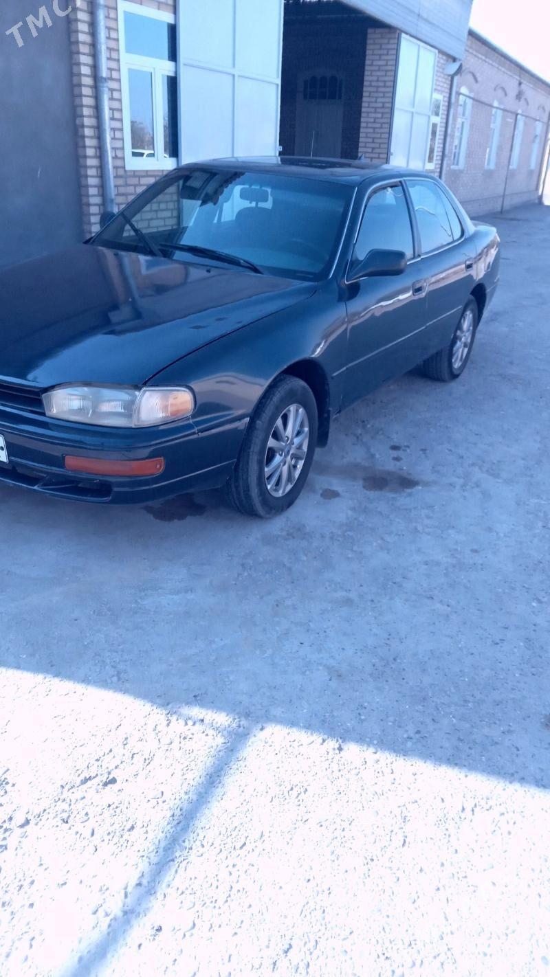 Toyota Camry 1993 - 82 000 TMT - Мургап - img 1