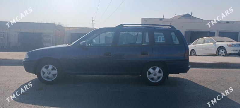 Opel Astra 1996 - 44 000 TMT - Мары - img 8
