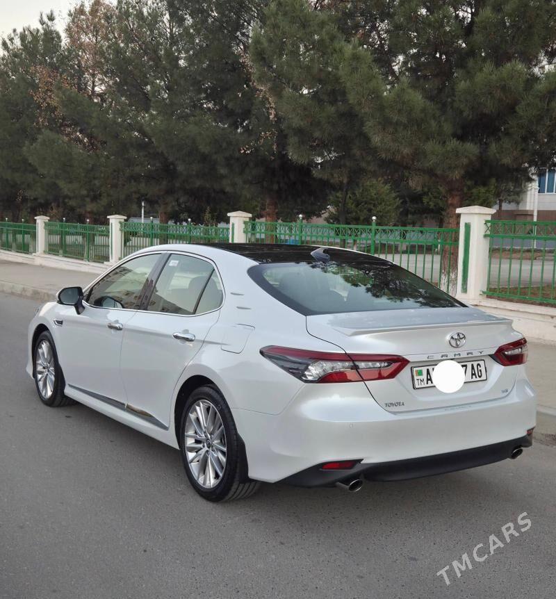 Toyota Camry 2023 - 725 000 TMT - Aşgabat - img 3