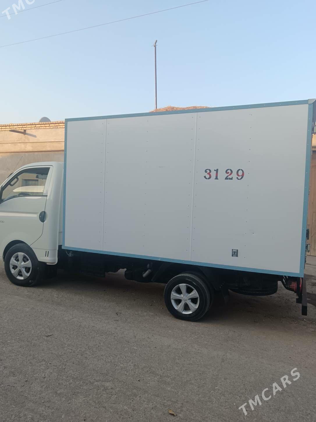 Kia Bongo 2014 - 220 000 TMT - Daşoguz - img 3