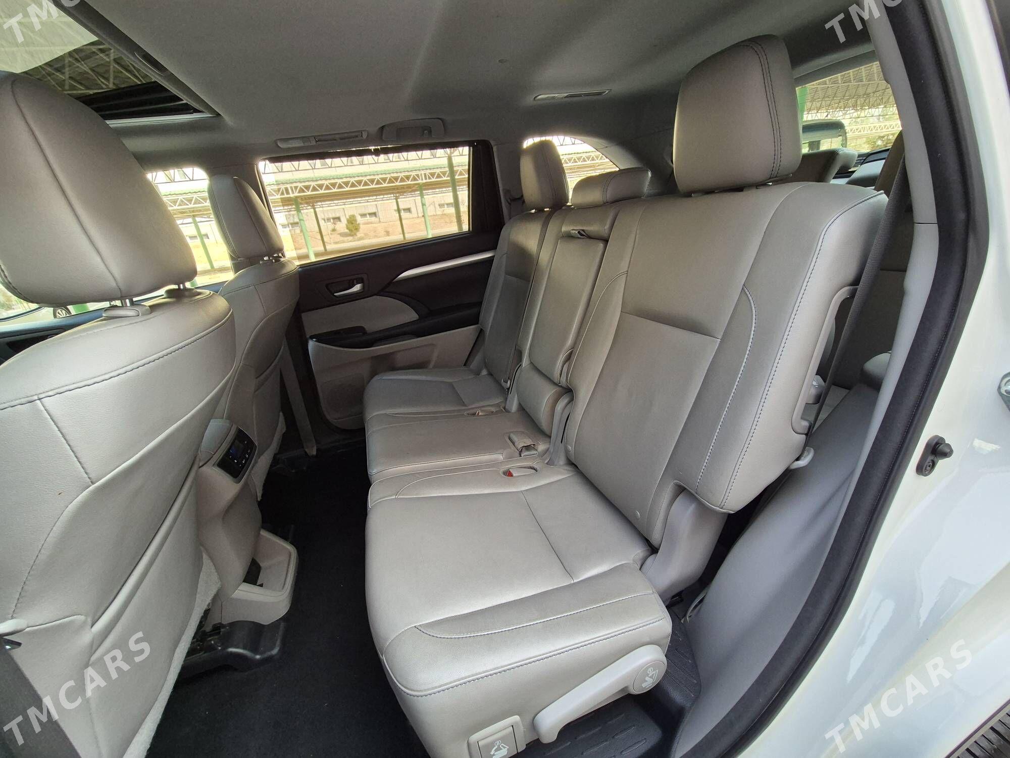 Toyota Highlander 2016 - 405 000 TMT - Кëши - img 5