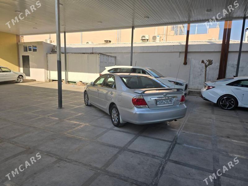 Toyota Camry 2004 - 230 000 TMT - Мары - img 4