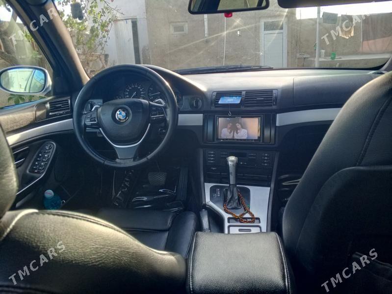 BMW E39 2001 - 140 000 TMT - Туркменбаши - img 7