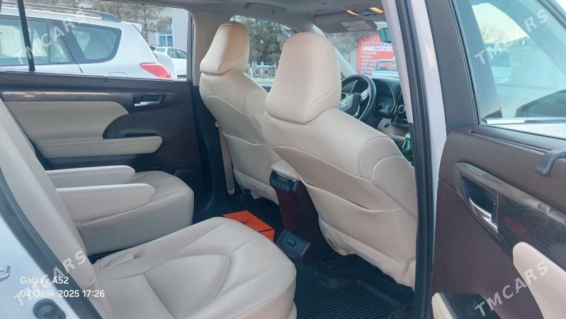 Toyota Highlander 2021 - 680 000 TMT - Туркменбаши - img 7