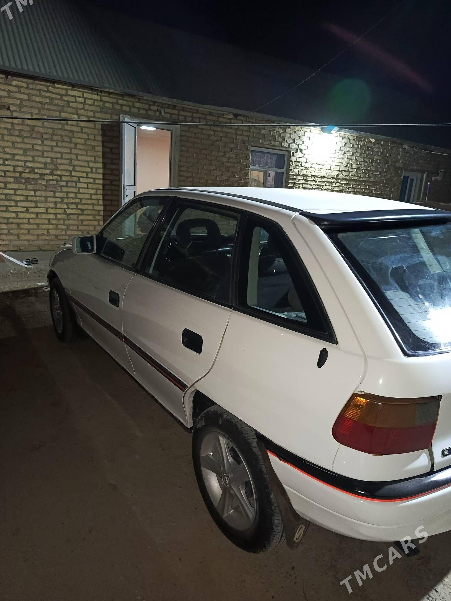 Opel Astra 1993 - 38 000 TMT - Wekilbazar - img 3