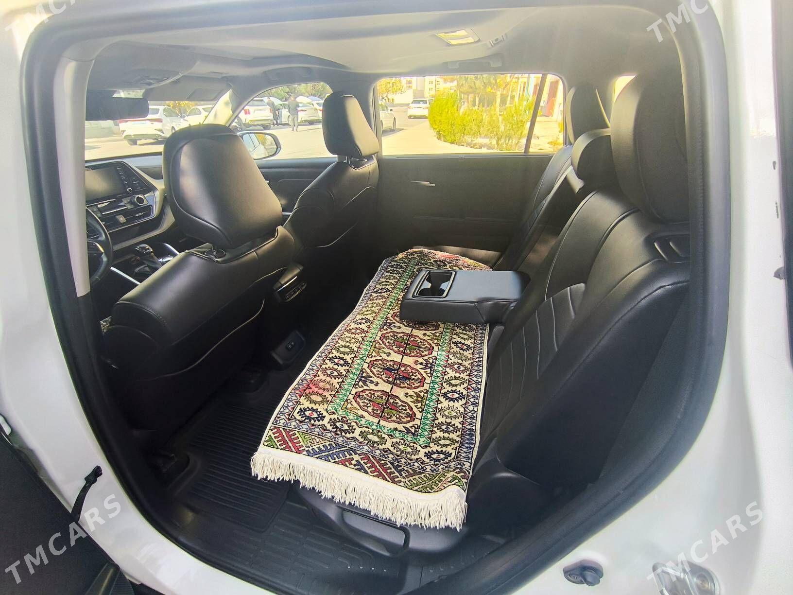 Toyota Highlander 2021 - 670 000 TMT - Aşgabat - img 5