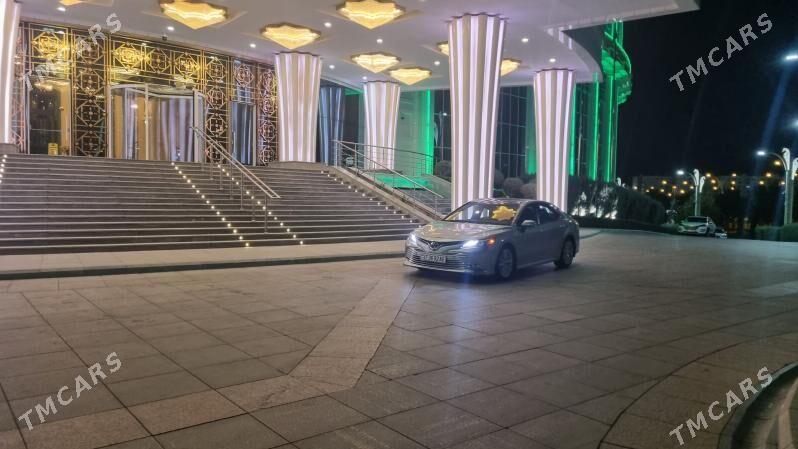 Toyota Camry 2019 - 420 000 TMT - Aşgabat - img 3