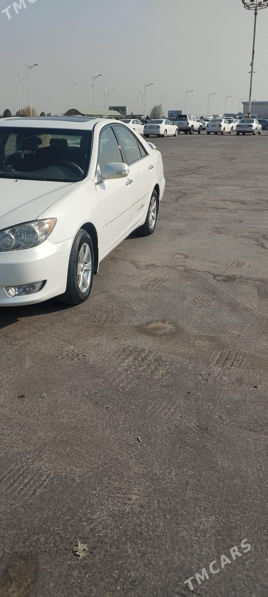 Toyota Camry 2004 - 200 000 TMT - Саят - img 2