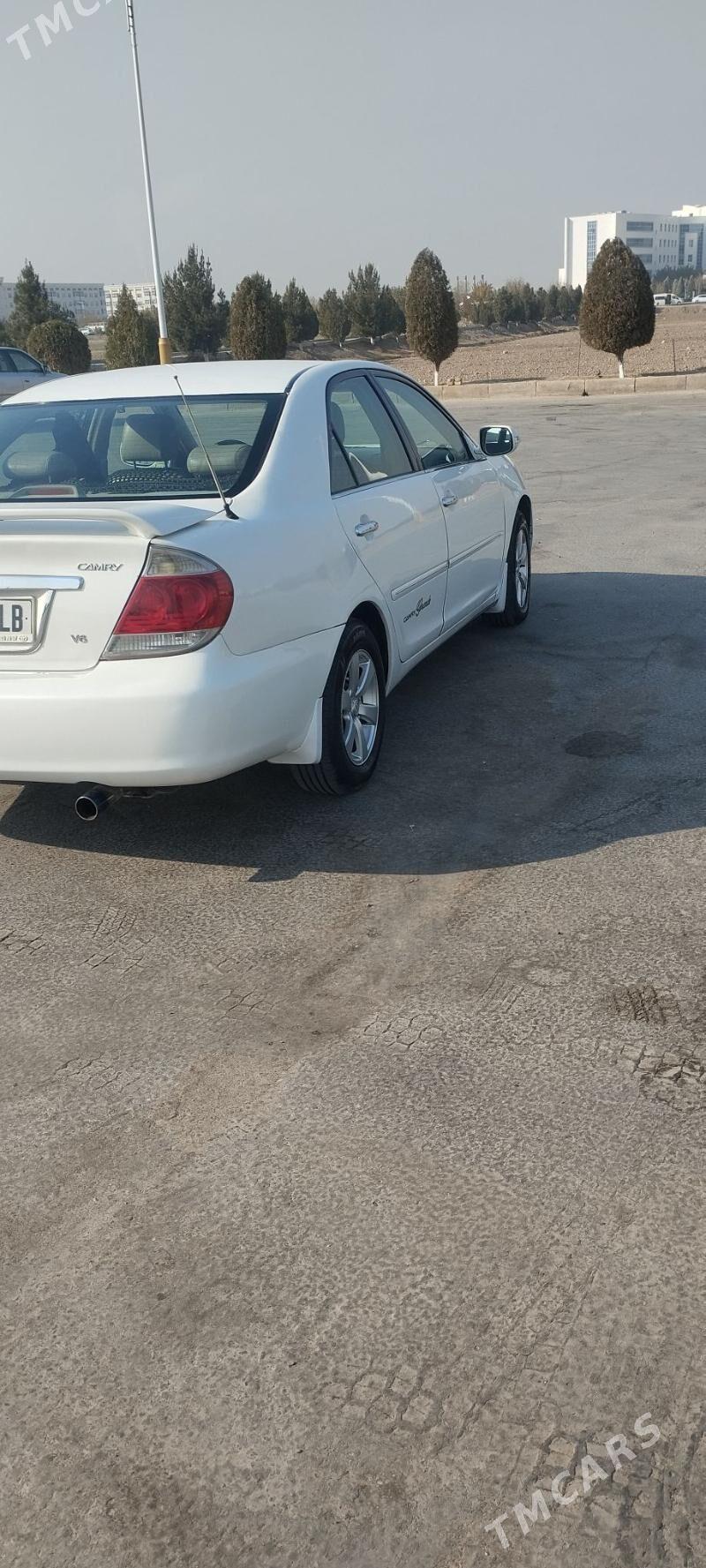 Toyota Camry 2004 - 200 000 TMT - Саят - img 3