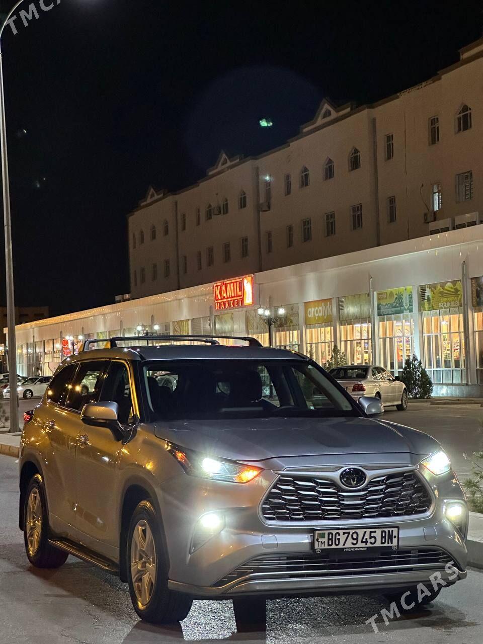 Toyota Highlander 2022 - 490 000 TMT - Jebel - img 4