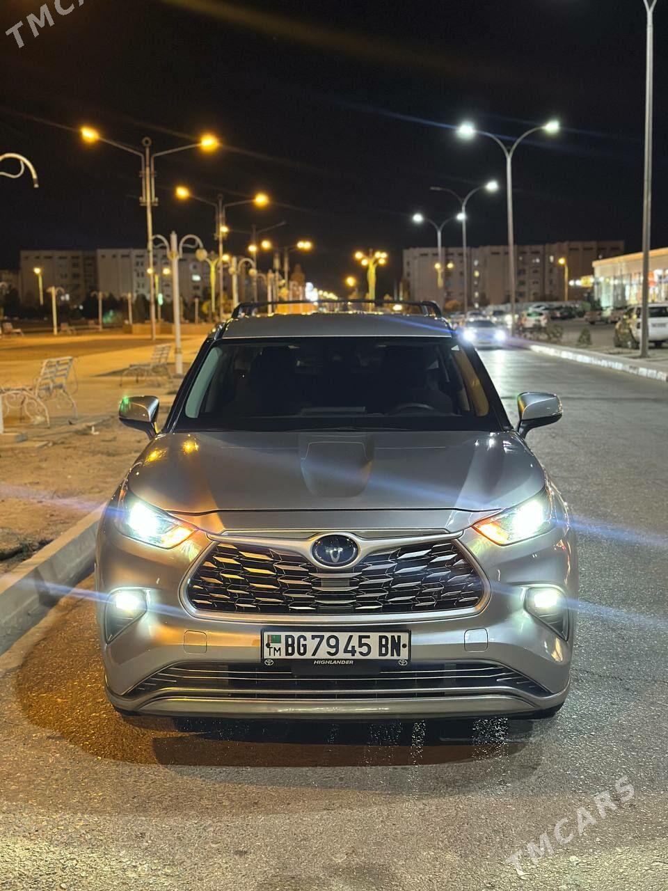 Toyota Highlander 2022 - 490 000 TMT - Jebel - img 2