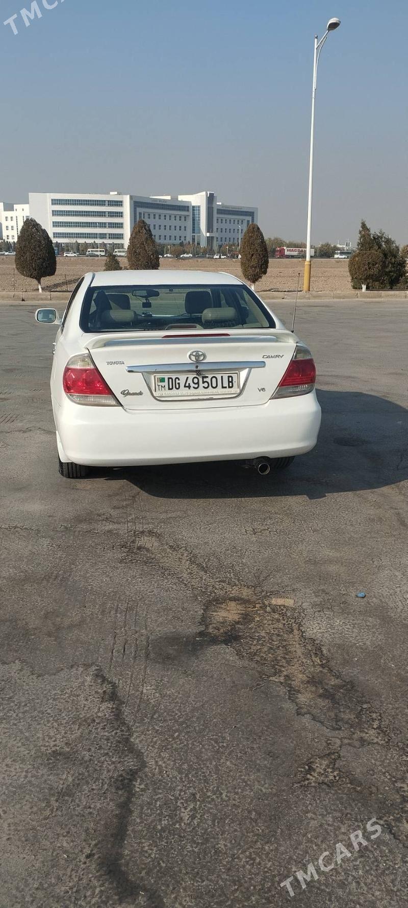 Toyota Camry 2004 - 200 000 TMT - Саят - img 5