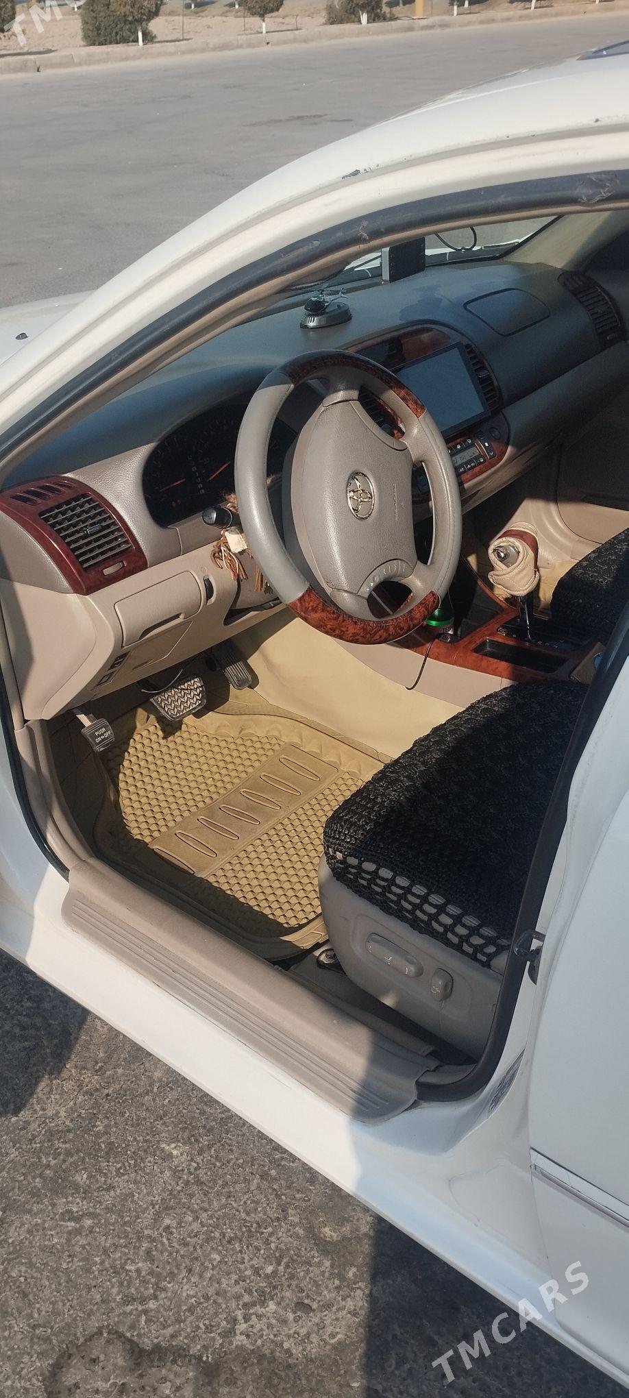 Toyota Camry 2004 - 200 000 TMT - Саят - img 7